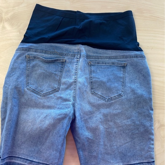 Time and Tru Maternity Shorts size Large (12-14) (DK) - Picture 7 of 8